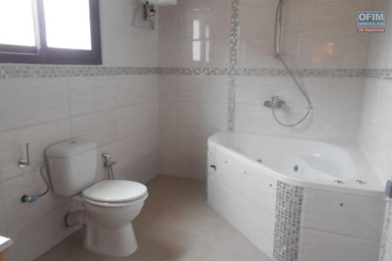 A louer 3 appartements T3 et T2 neufs avec une très belle vue à Anjohy Antananarivo