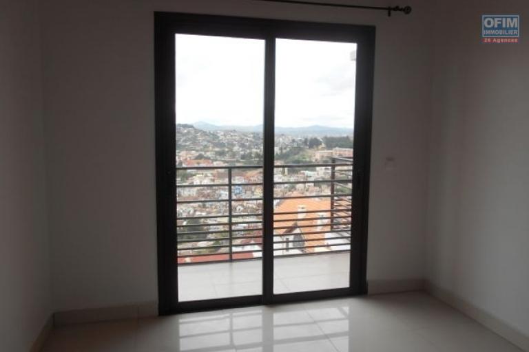 A louer 3 appartements T3 et T2 neufs avec une très belle vue à Anjohy Antananarivo
