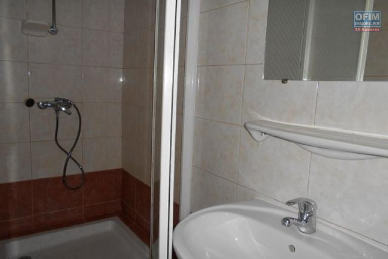 A louer un appartement T4 à Ivandry Antananarivo ( NON DISPONIBLE )