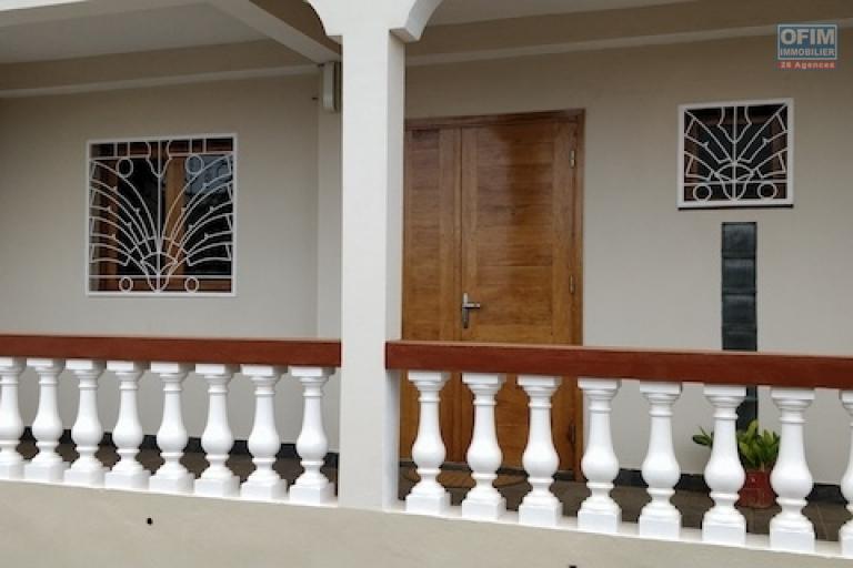 villa f4 &agrave; vendre &agrave; Ambatolampy tsimahafotsy. Contact Mr Jacky 0340244304