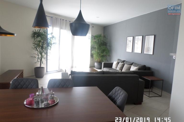 OFIM vous offre un appartement meublé T2 à louer sur Ivandry. LOUE