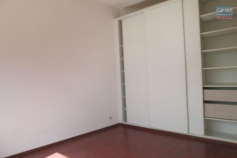 Appartement T3 avec vue à Ambatonakanga