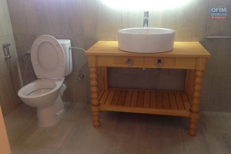 A louer une belle villa &agrave; &eacute;tage F4 dans une r&eacute;sidence &agrave; Tanjombato. NON DISPONIBLE