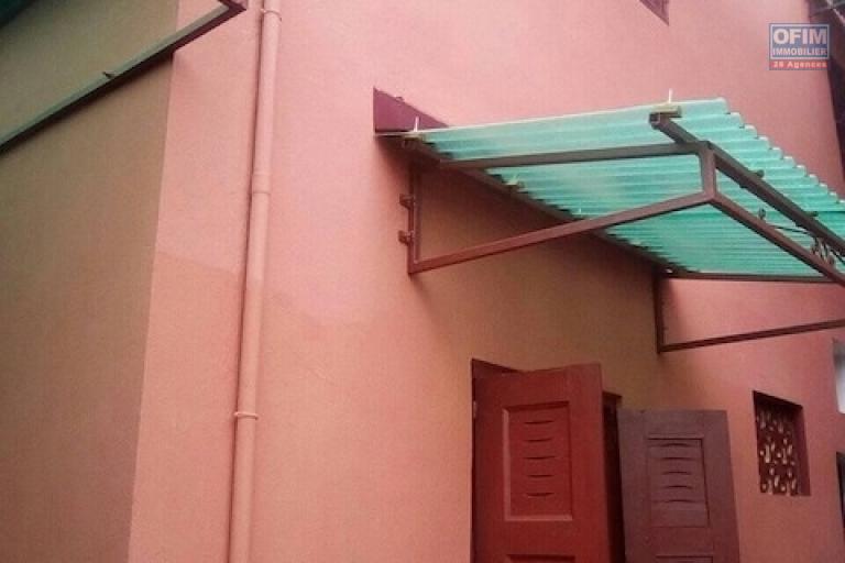 A louer un studio dans un endroit calme et bon voisinage à Talatamaty