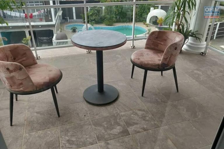 Vente grande villa F8 de standing avec piscine  dans une propri&eacute;t&eacute; de 4100M2. Contact Mr Jacky 034 02 443 04