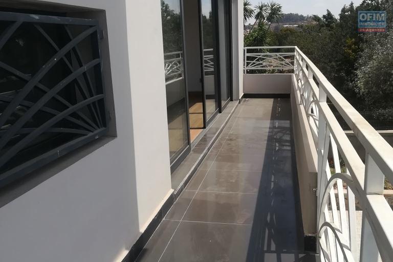 Location Appartement ANTANANARIVO (TANANARIVE) 6 appartements T3