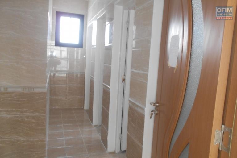 Des bureaux 287m2 à Tanjombato