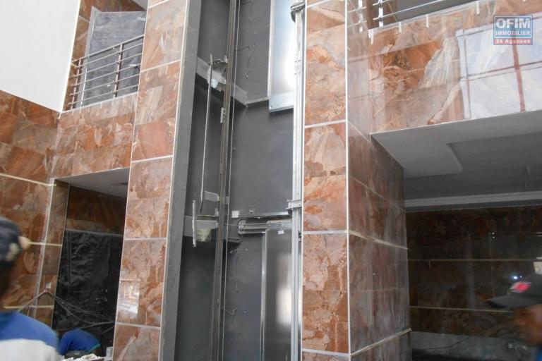 Des bureaux 287m2 à Tanjombato