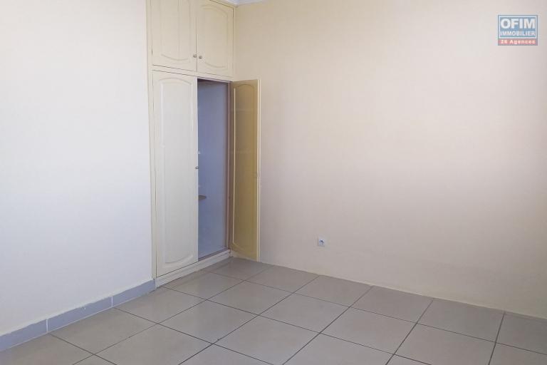 OFIM propose en location un appartement T3 de 125m2 à Anosivavaka en moins de 5min d'Andraharo