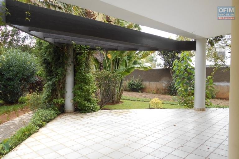 Une villa F5 sur bonnet Ivandry