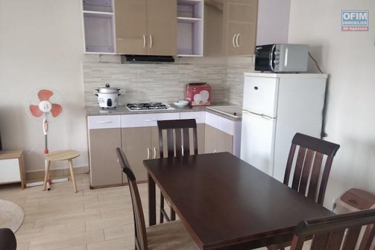 A louer un appartement neuf meublé T2 dans une résidence sécurisée et à 5 minutes de l'aéroport d'Ivato