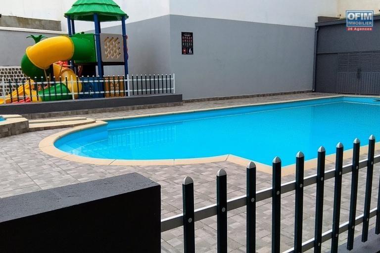 Location appartement T3 neuf dans une résidence sécurisée proche du commerces et du lycée Français à Ambatobe