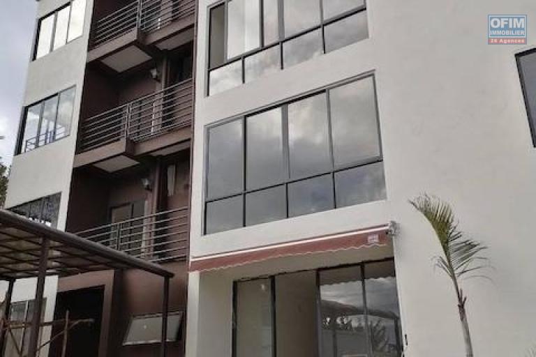 A louer des appartements T4 dans une résidence sécurisée à IMERINAFOVOANY. Contact 0340244301 Mr Lova