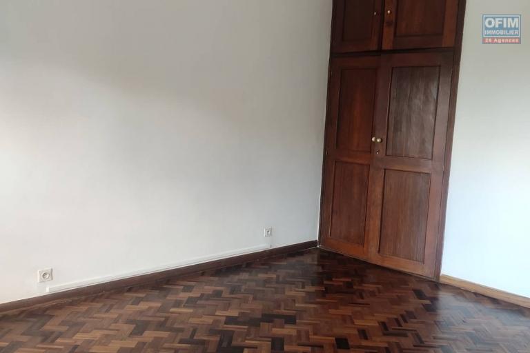 OFIM Immobilier offre en location une Villa F6 sur Ivandry