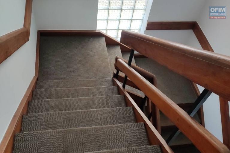 OFIM Immobilier offre en location une Villa F6 sur Ivandry