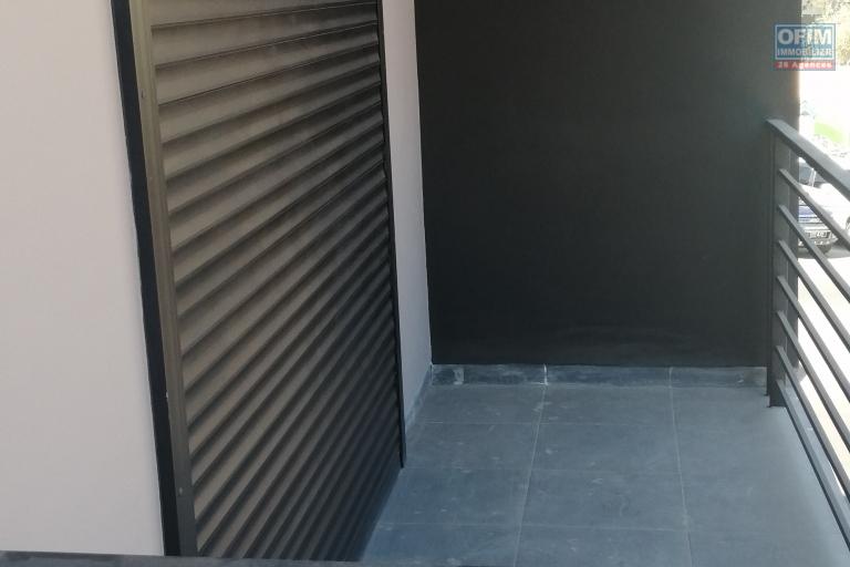 Appartement T3 neuf, bord des route à Tsimbazaza