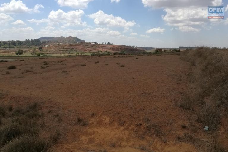 terrain prêt à bâtir - 3ha500 - Alakamisy Ambohidratrimo