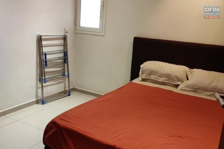 OFIM loue un appartement T3 entièrement meublé au 1ere étage sis à Ambatonakanga