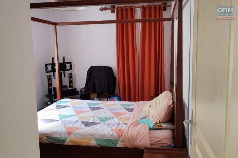Appartement T3 meublé dans une résidence sécurisée à 10mn du lycée Français et commerces à Ambatobe