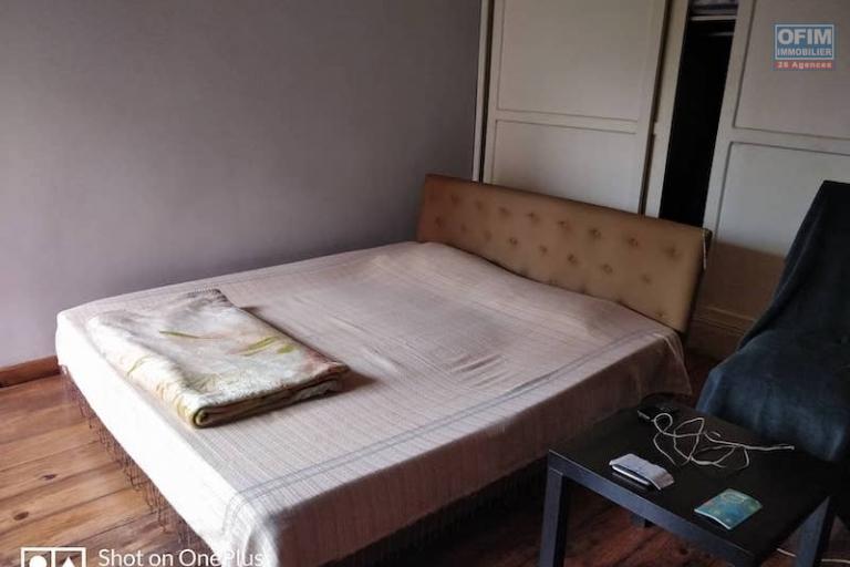 à vendre appartement T4 à isoraka