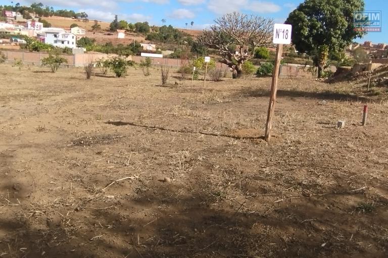 Lot de 77 parcelles de terrains dans une résidence sécurisé à Ambohijanaka- Antananarivo