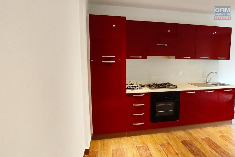 Location appartement T2 neuf dans une résidence bien sécurisée sur la haute ville d'Ambohipotsy