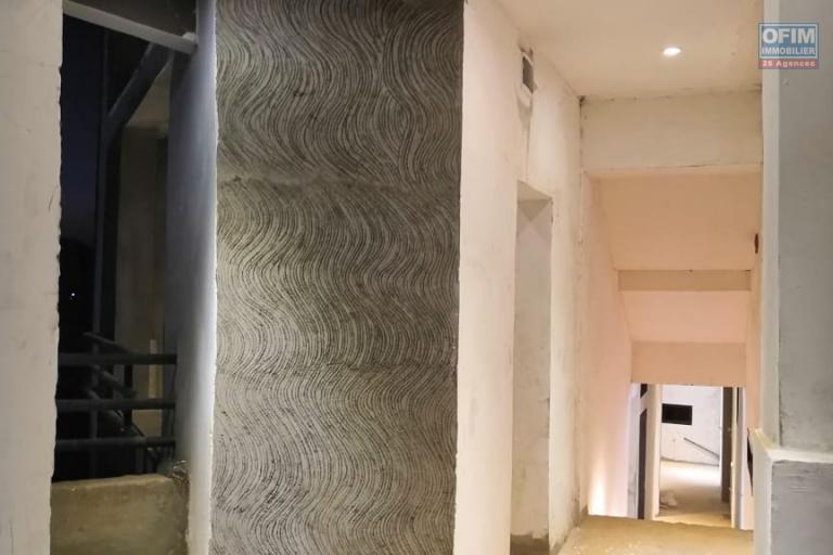 Immeuble R+3 en cours de finition à vendre sur Antananarivo