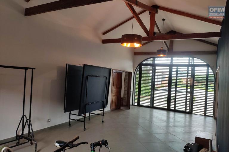 OFIM Immobilier loue une charmante Villa basse neuve F4 dans une petite résidence sur Talatamaty Amborompotsy