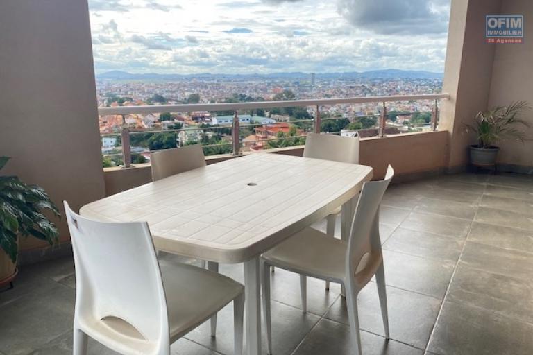 Un appartement T3 meublé à Andrainarivo