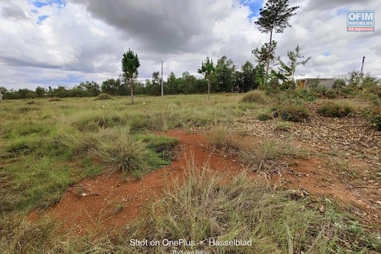 a vendre terrain de 3000M2 andakana ambohidratrimo. Contact rapide
