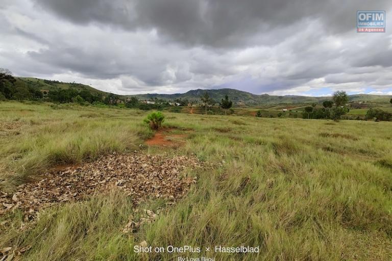 a vendre terrain de 4000M2 andakana ambohidratrimo