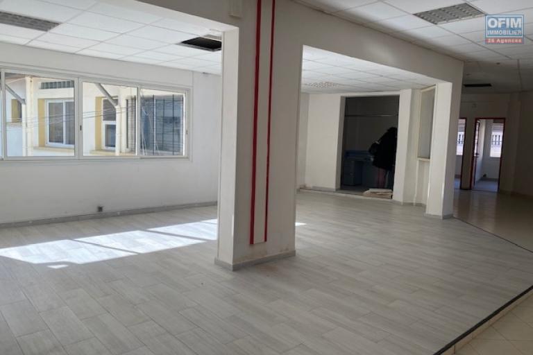 Un local professionnel de 300m2 en plein centre ville Antananarivo