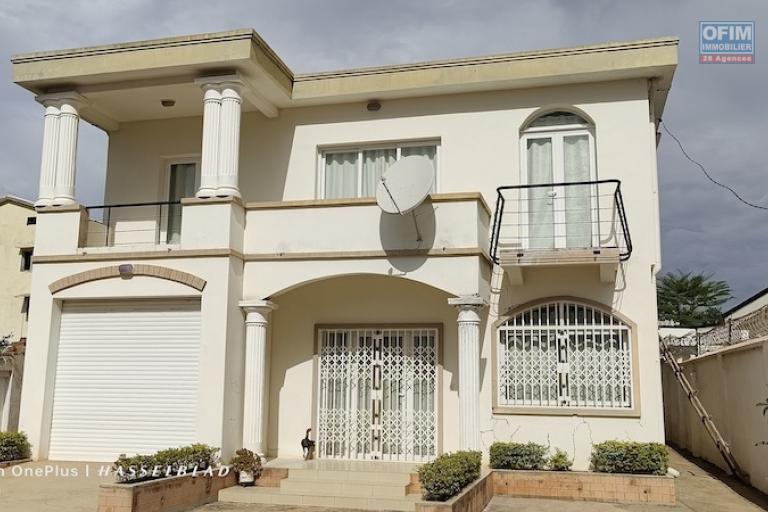 A vendre charmante villa F4 neuve &agrave; malaza ampitatafika. Contact 0340244304 Mr Jacky