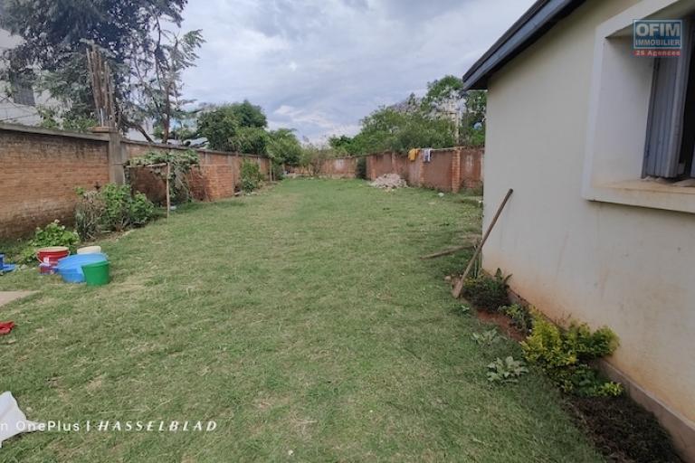 A vendre charmante villa F4 neuve &agrave; malaza ampitatafika. Contact Mr Jacky