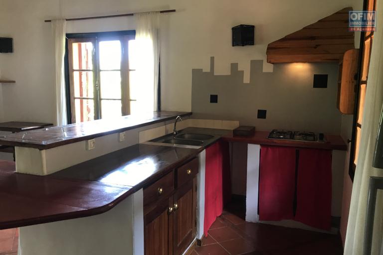 Une petite villa T2 avec mezzanine à Ambohimangakely