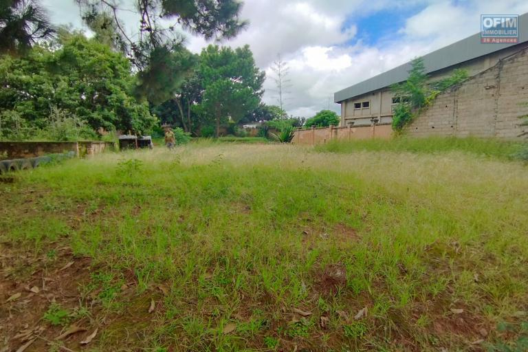 Une grande propriété de 6680 m2 idéal pour tout projet immobilier, facile d'accès, sise à Ambodiafontsy- Antananarivo