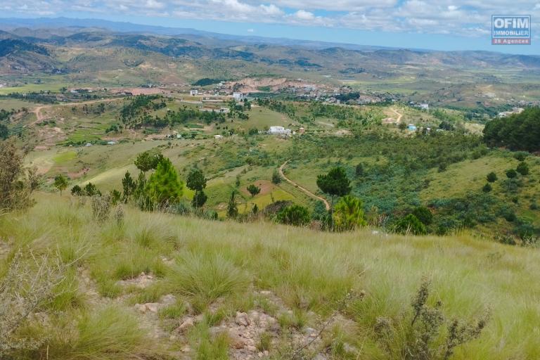 Un terrain de 9ha70A8ca offrant une très belle vue à Tsiafahy- ANTANANARIVO