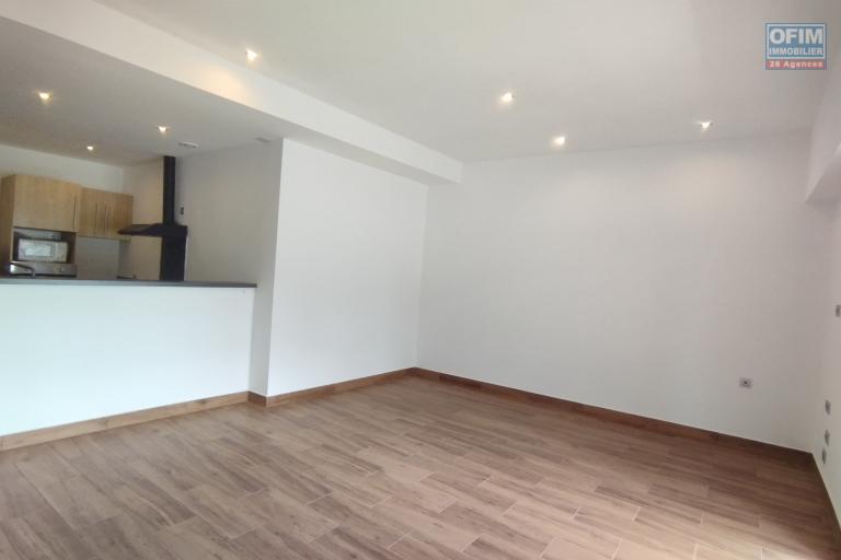 Appartement T3, neuf, 90 m2 Ambohipotsy- Antananarivo