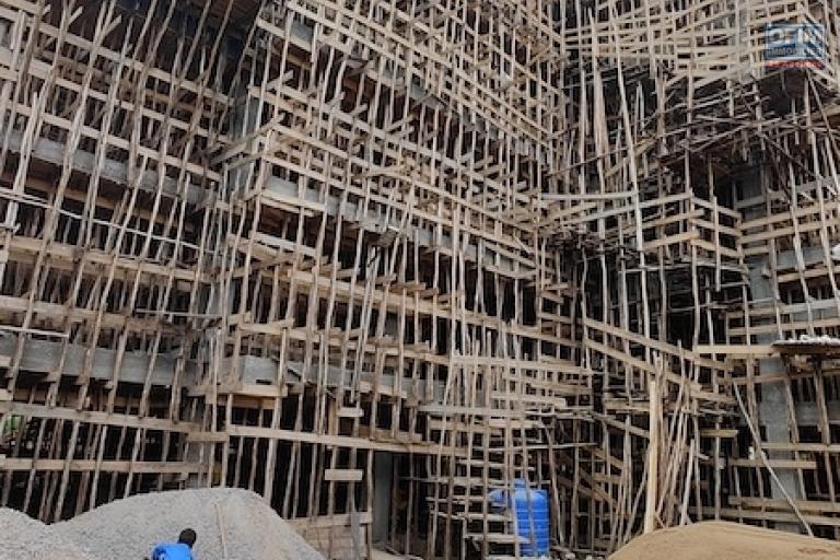 &Agrave; VENDRE : MAGNIFIQUE APPARTEMENT T4 NEUF DE 145M2 AVEC VUE IMPRENABLE SUR TALATAMATY. Contact Mr Jacky 034 02 443 04