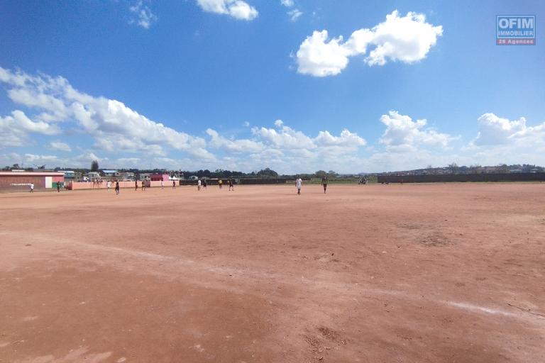 Terrain plat de 1HA26A en location à Tanjombato Tongarivo