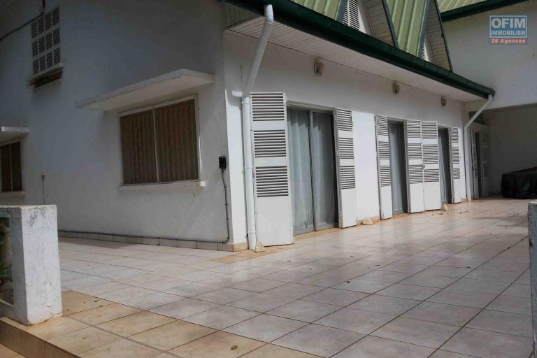 Une villa à étage F6 à 5mn à pieds du Lycée Français à Ambatobe