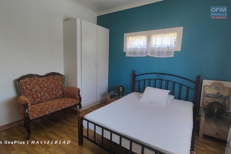 A vendre villa F4 sur ambohibao. Contact Mr Jacky 034 02 443 04