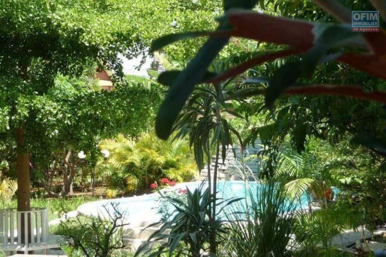 A louer Appartement T2 meublé à Ambodisahy, Ambohidratrimo avec piscine. Contact