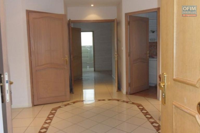 Des appartements T4 de haut standing meublés et équipés dans une résidence à Ivandry