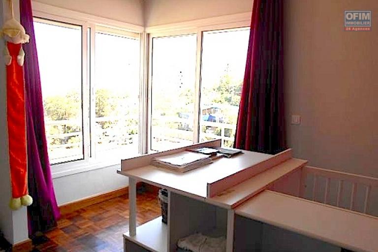 Une villa F6 avec piscine chauffée à Betongolo