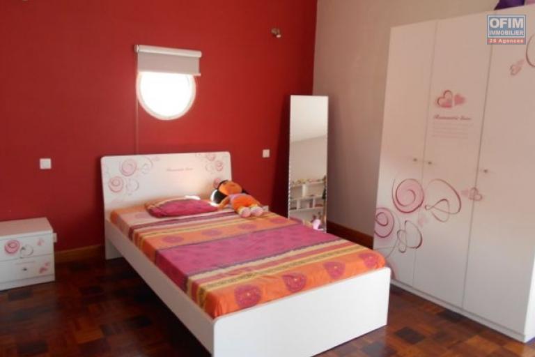 Une villa F6 avec piscine chauffée à Betongolo