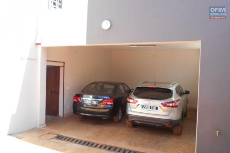 Une villa F6 avec piscine chauffée à Betongolo