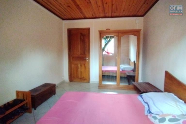 PRIX EN BAISSE!!!A vendre, une villa basse F4 sur 520 m2 de terrain à Alasora- Antananarivo