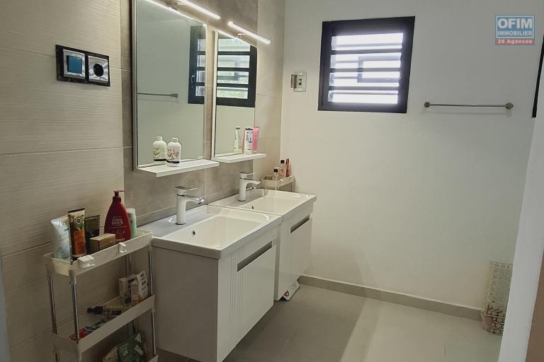 OFIM Immobilier loue une villa neuve F4 semi meublée sur Ankatso.NON DISPONIBLE