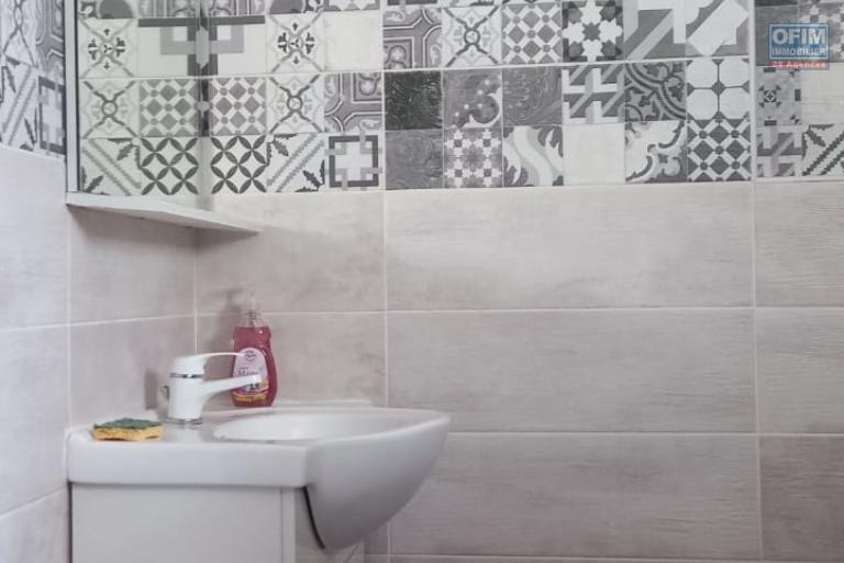 Une grande villa F7 &agrave; &eacute;tage &agrave; By pass Alasora (CONTACT LALAINA)